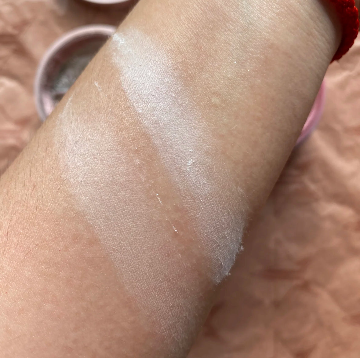 Jeffree Star | 光澤版定妝散粉Beige