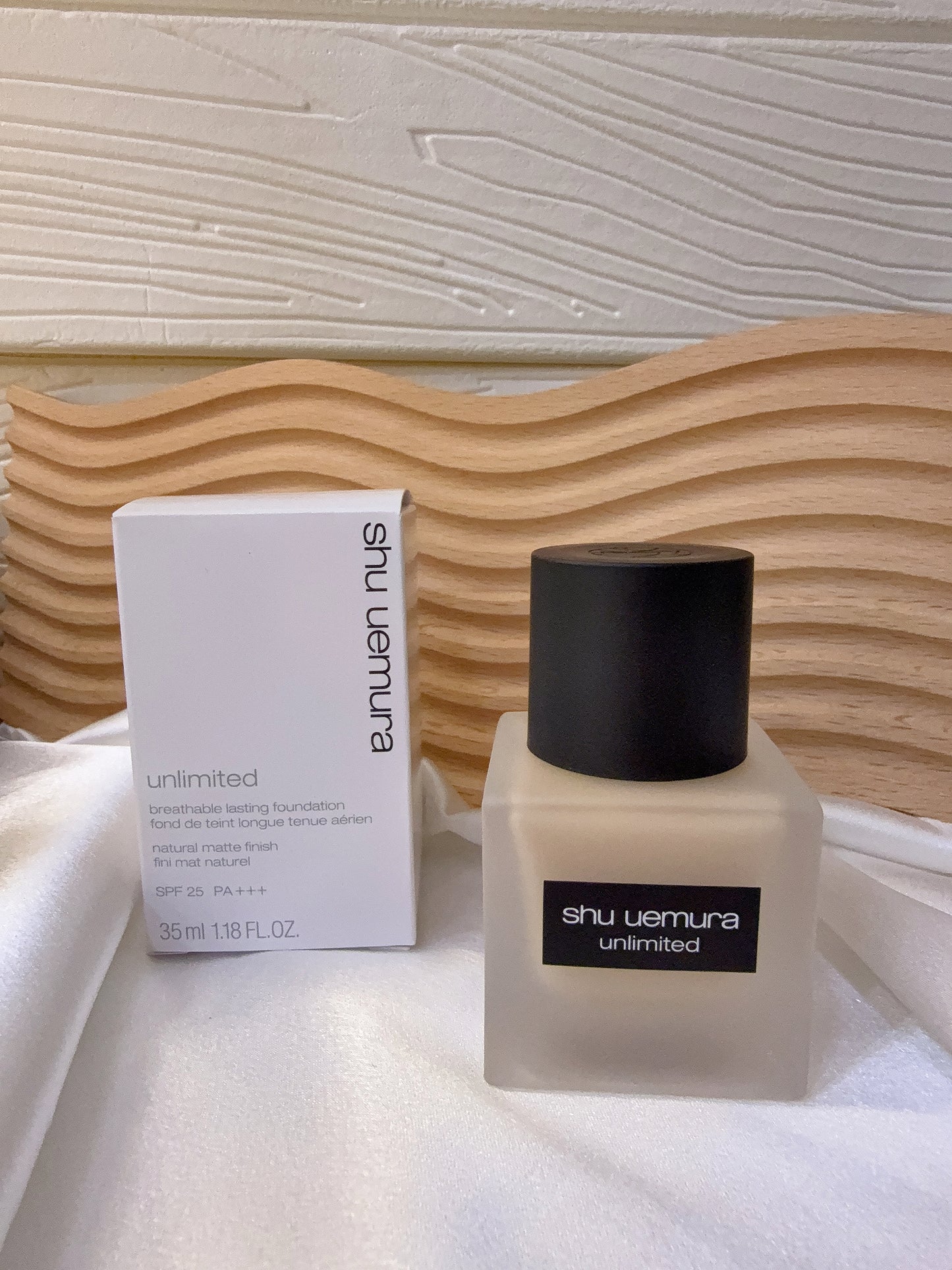Shu Uemura 植村秀 |小方瓶粉底液 | 油皮 |Unlimited |SPF24 PA+++
