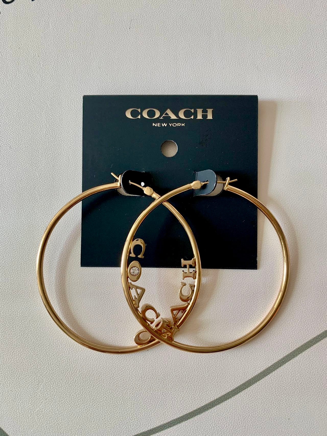 Coach | Medium Hoop Earrings | C9111
