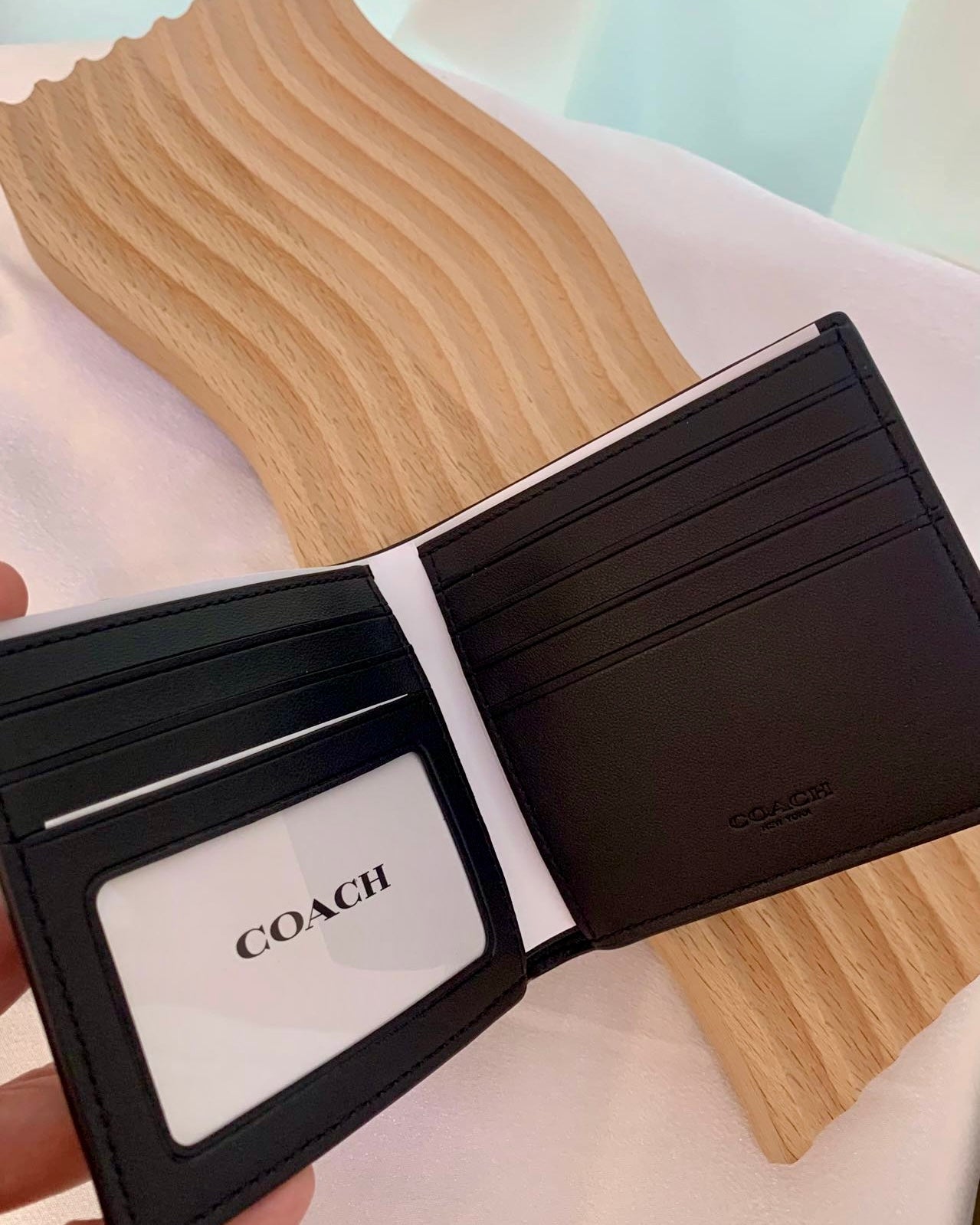 Coach | Id Billfold Wallet In Signature Canvas  | Logo 紋黑色男士銀包 | No . 66551