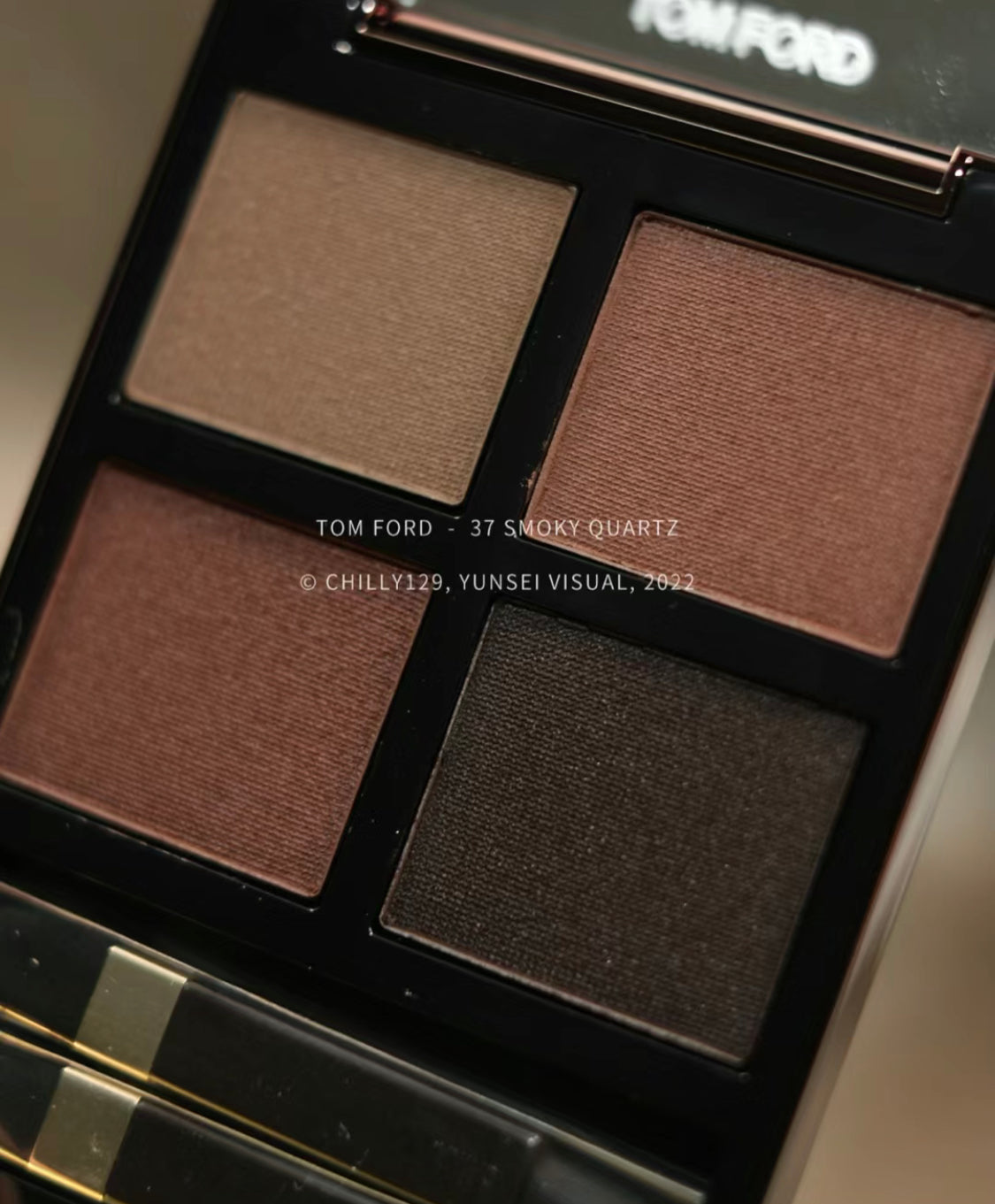 TomFord|全啞光眼影盤| #37 Smoky Quartz