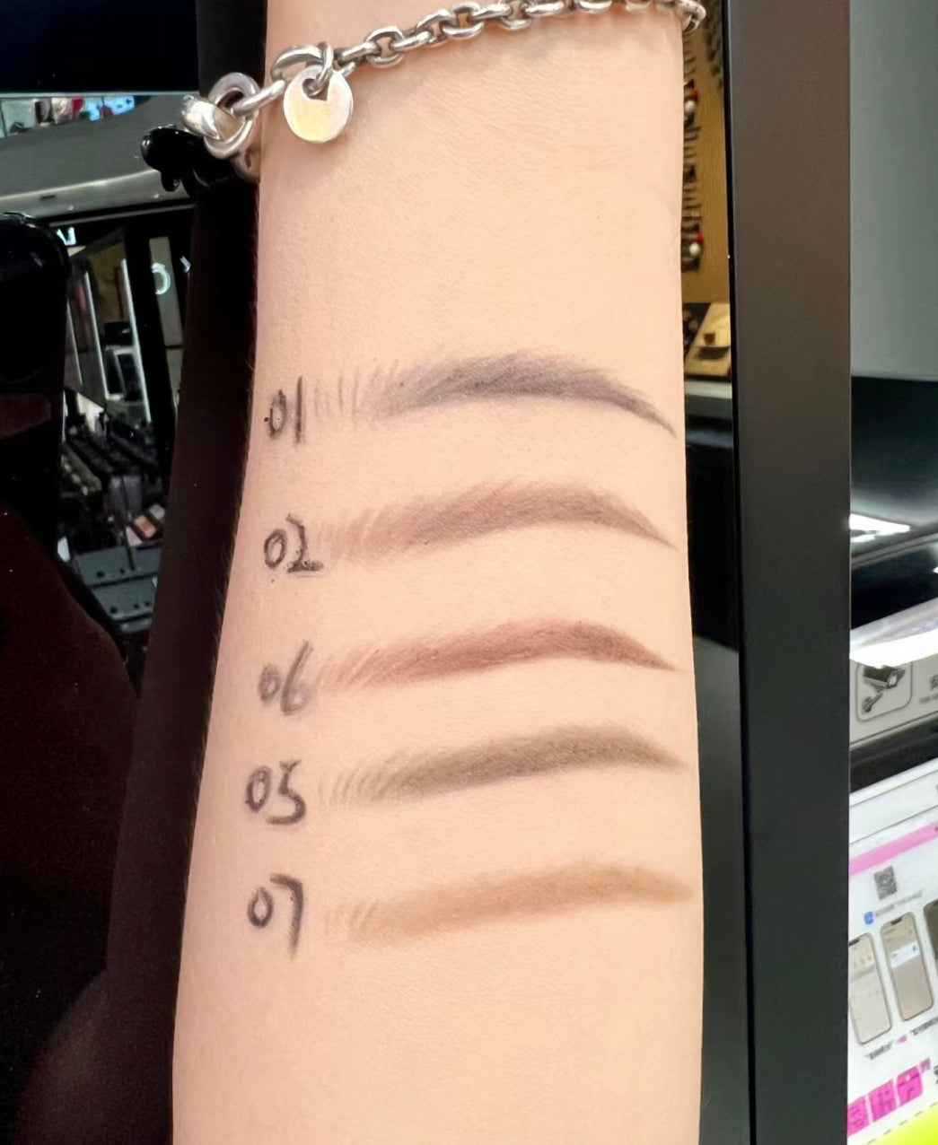 Shu Uemura 植村秀|自動眉筆