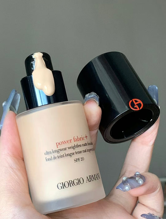 Armani|升級版權力粉底液 |Power Fabric Foundation SPF 20 |油肌
