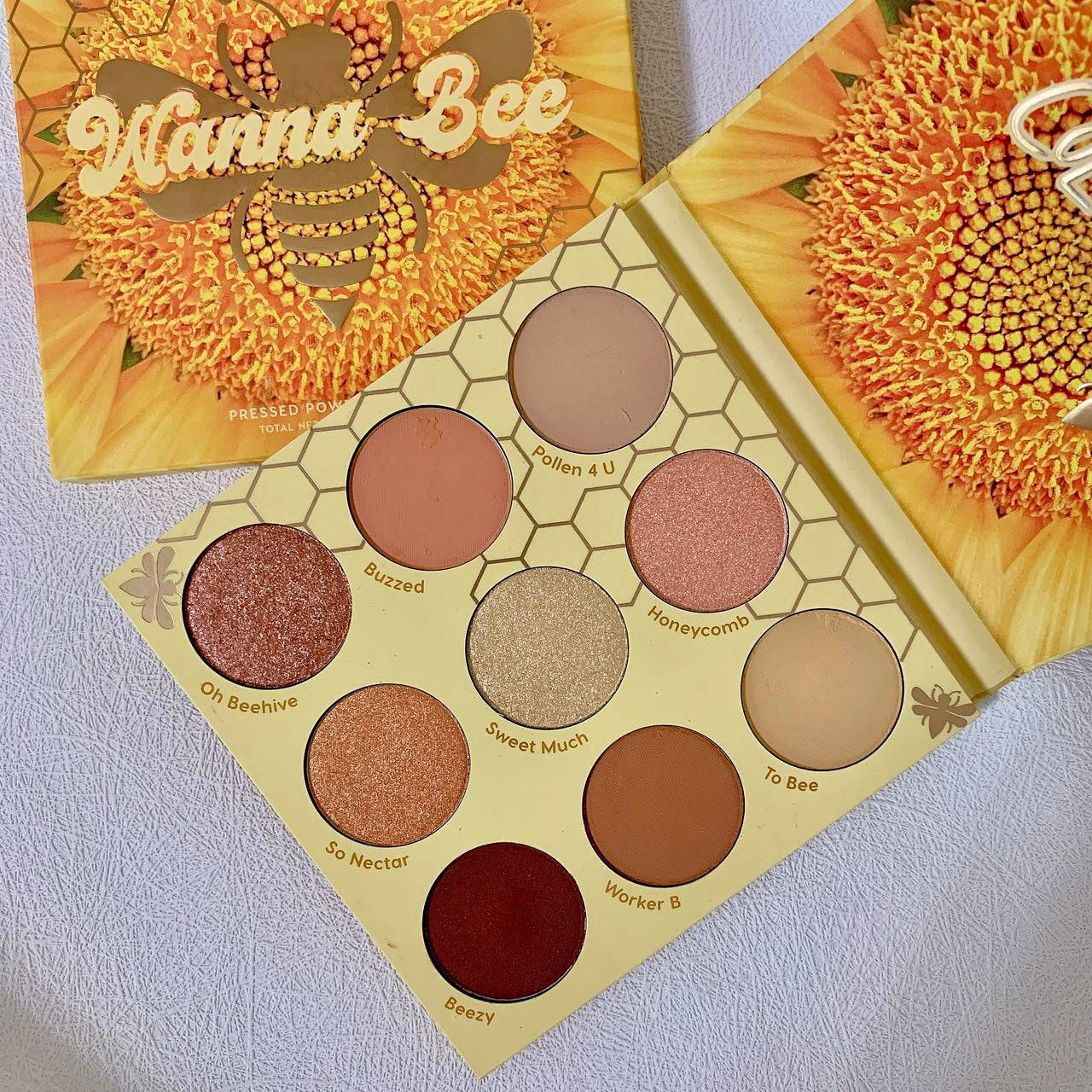 Colourpop | Wanna Bee | 蜂蜜眼影盤